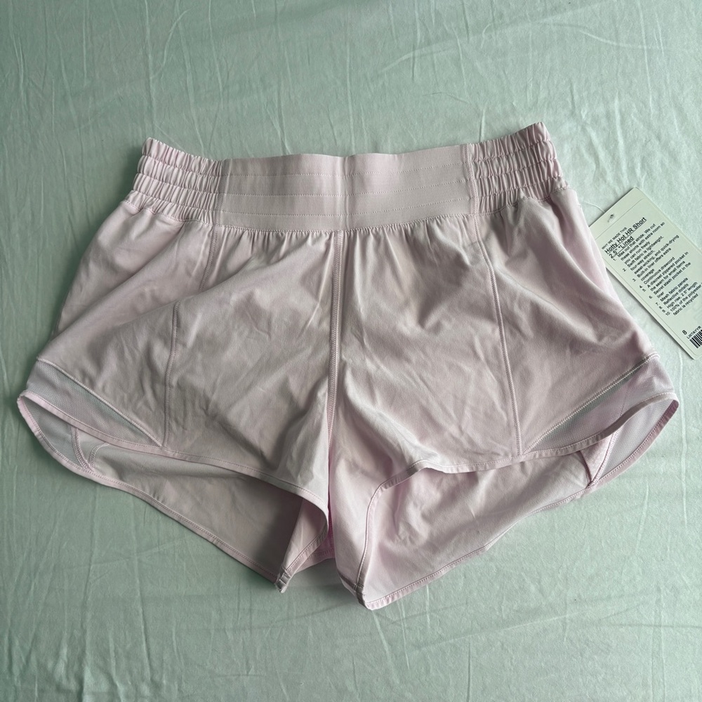 Lululemon Hotty Hot High-Rise Lined Short 2.5"